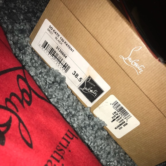 Christian Louboutin - Picture 4 of 8